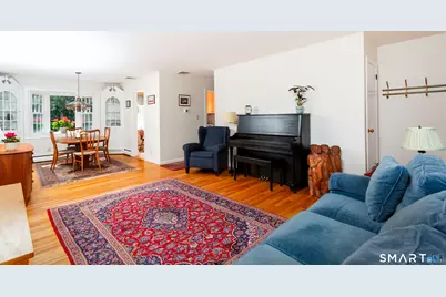 31 Edward Place, Stamford, CT 06905 - Photo 9