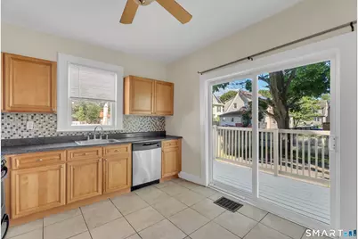 215 Overland Avenue, Bridgeport, CT 06606 - Photo 21