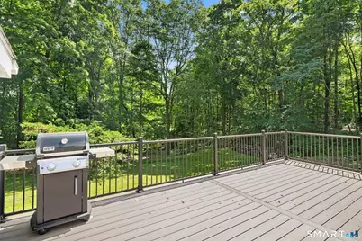 17 Nutmeg Drive, Greenwich, CT 06831 - Photo 5