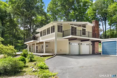 17 Nutmeg Drive, Greenwich, CT 06831 - Photo 3