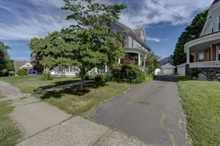 46 Merriman St, Bristol, CT 06010 - Photo 3