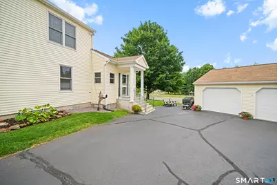 35 North Street, Enfield, CT 06082 - Photo 5