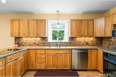 35 North Street, Enfield, CT 06082 - Photo 17