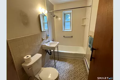 70 Grove Hill Street #2H, New Britain, CT 06052 - Photo 21