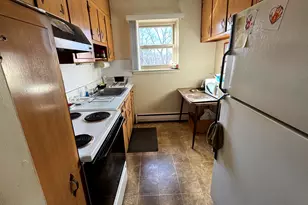 70 Grove Hill St, New Britain, CT 06052 - Photo 15