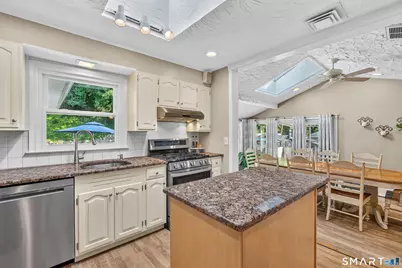 187 Blue Hills Avenue, Hamden, CT 06514 - Photo 17