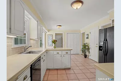 2435 Boston Post Road, Darien, CT 06820 - Photo 11