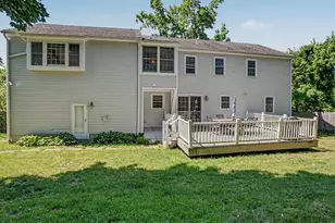 2435 Boston Post Rd, Darien, CT 06820 - Photo 29