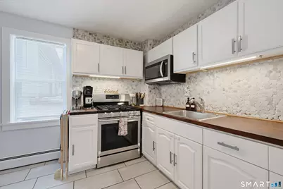 9 Hickory Street, Norwich, CT 06360 - Photo 5