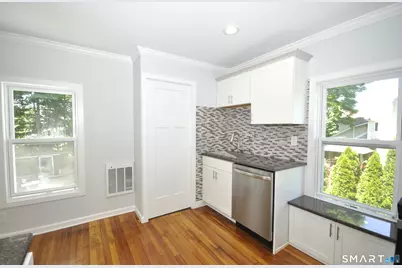 17 Hough Street, Plainville, CT 06062 - Photo 7