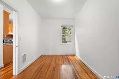 340 Bond Street, Bridgeport, CT 06610 - Photo 19