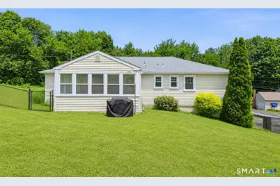 4 Pierson Drive, West Haven, CT 06516 - Photo 31