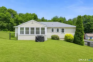 4 Pierson Dr, West Haven, CT 06516 - Photo 31