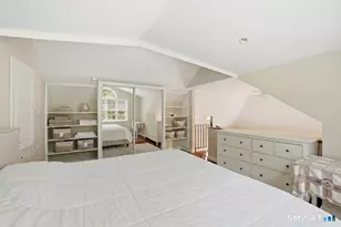 18 W Haviland Ln, Stamford, CT 06903 - Photo 11