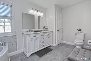 40 Griswold St, East Haven, CT 06513 - Photo 23