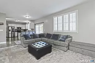 40 Griswold St, East Haven, CT 06513 - Photo 11