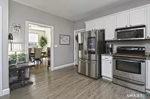 40 Griswold St, East Haven, CT 06513 - Photo 5