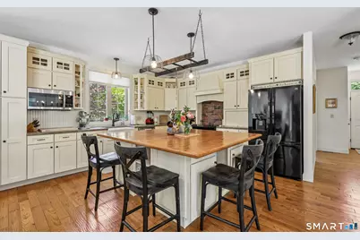 29 Green Valley Lakes Road, East Lyme, CT 06333 - Photo 5