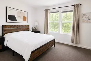374 Stevenson Rd, New Haven, CT 06515 - Photo 7
