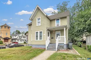 1626 Iranistan Ave, Bridgeport, CT 06604 - Photo 3