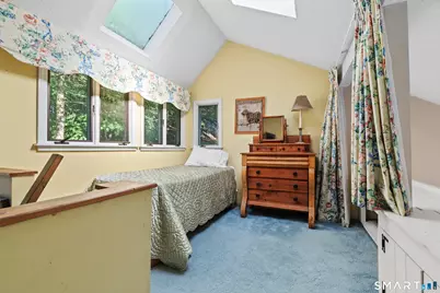 345 Ridgewood Road, West Hartford, CT 06107 - Photo 21