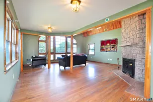 609 Norwich Rd, Plainfield, CT 06374 - Photo 9