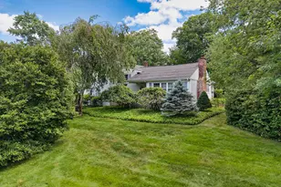 32 Lincoln Ln, Ridgefield, CT 06877 - Photo 3