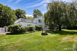 32 Lincoln Ln, Ridgefield, CT 06877 - Photo 1