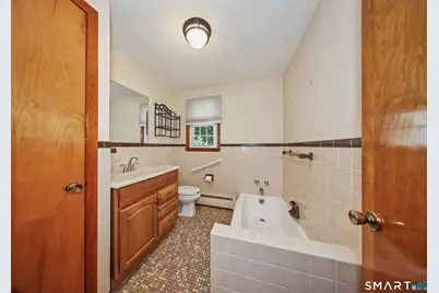 650 Middletown Avenue, North Haven, CT 06473 - Photo 23