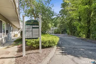 2514 Boston Post Rd, Guilford, CT 06437 - Photo 1