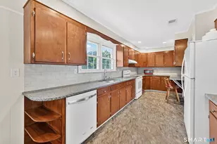 45 Whittemore St, Windham, CT 06226 - Photo 13
