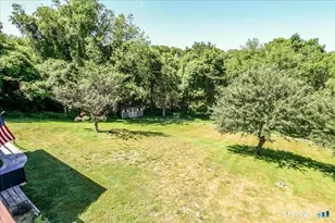 31 Pole Bridge Rd, Newtown, CT 06482 - Photo 5