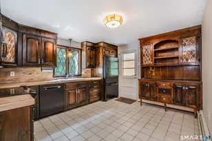1 Foothills Way, Bloomfield, CT 06002 - Photo 17