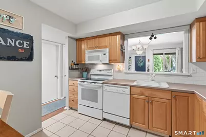 11 Willow Lane #11, Avon, CT 06001 - Photo 17