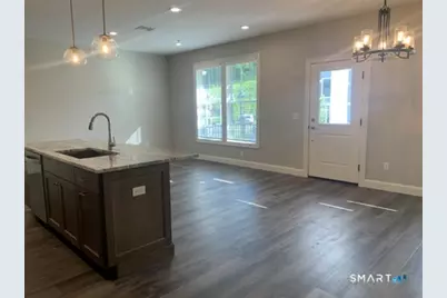 501 Edgewater Circle #G, East Hampton, CT 06424 - Photo 3