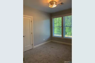 501 Edgewater Circle #G, East Hampton, CT 06424 - Photo 3