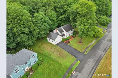11 Dunne Wood Court, Farmington, CT 06085 - Photo 3