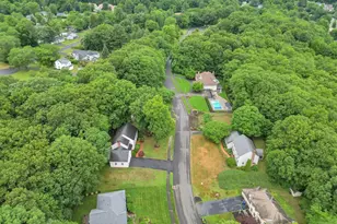 11 Dunne Wood Ct, Farmington, CT 06085 - Photo 5