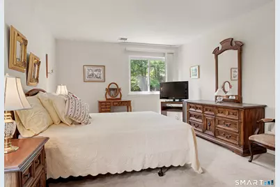 18 Southport Woods Drive #18, Fairfield, CT 06890 - Photo 17