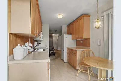 18 Southport Woods Drive #18, Fairfield, CT 06890 - Photo 15