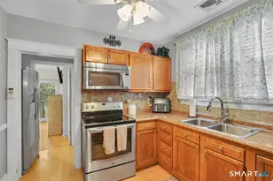 43 Barraclough Ave, Hamden, CT 06517 - Photo 15
