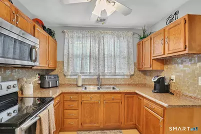 43 Barraclough Avenue, Hamden, CT 06517 - Photo 13