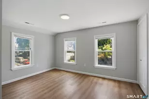 11 Bell St, Bridgeport, CT 06610 - Photo 13