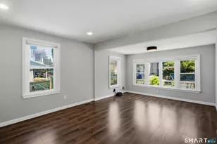 11 Bell St, Bridgeport, CT 06610 - Photo 17