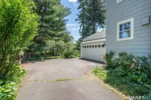 1847 Asylum Ave, West Hartford, CT 06117 - Photo 37