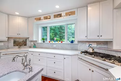14 Flanders Lane, Kent, CT 06757 - Photo 9