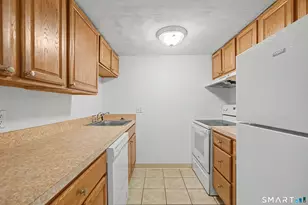 73-83 Helen St, Hamden, CT 06514 - Photo 19