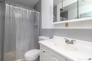 36 Larkin St, Stamford, CT 06907 - Photo 5