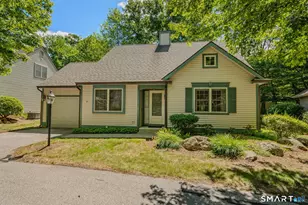4 Bittersweet Ln, East Lyme, CT 06357 - Photo 1