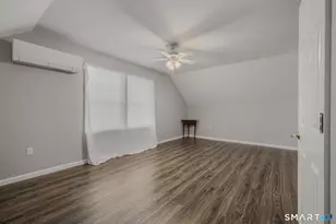 4 Bittersweet Ln, East Lyme, CT 06357 - Photo 33